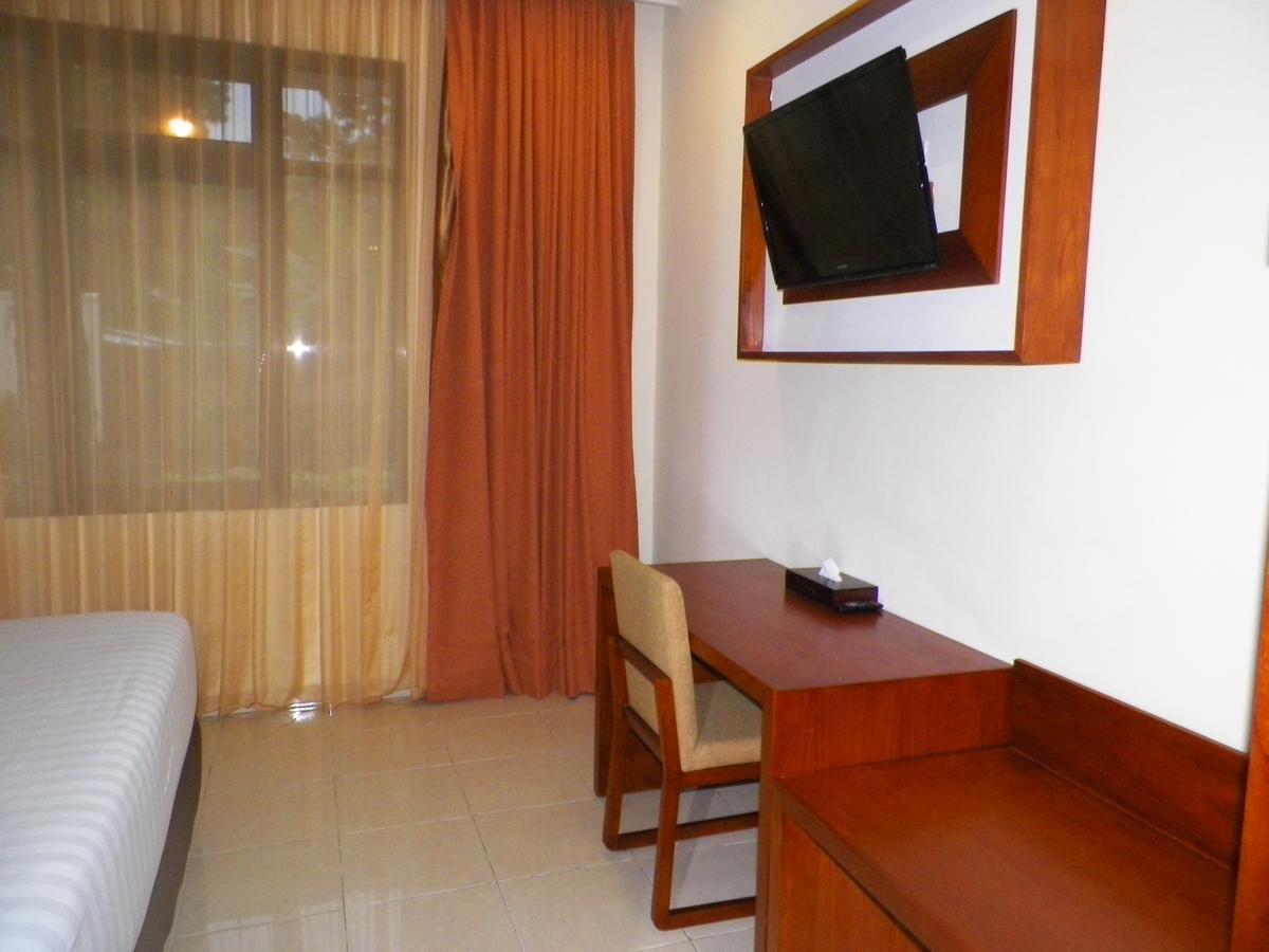 Multazam Hotel Solo Surakarta (Solo) Exterior foto